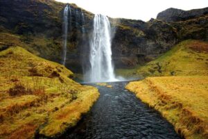 Cascada seljalandsfoss en Islandia